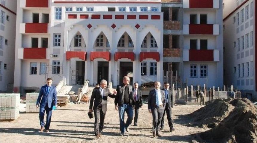 Vali Demirtaş, "eğitim Vazge&ccedil;ilmezimizdir"