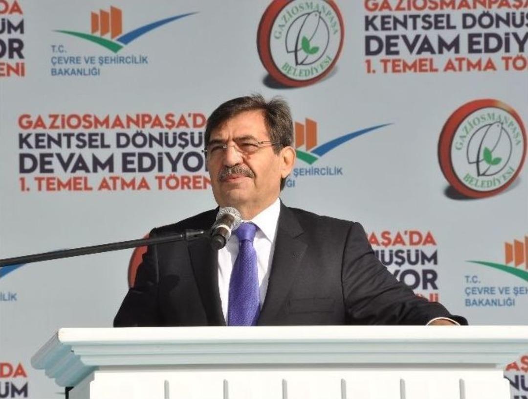 Bakan G&uuml;ll&uuml;ce&rsquo;den İnşaat S&ouml;kt&ouml;r&uuml;ne Uyarı