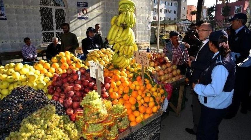 Mersin Zabıtası Kaldırım İşgallerine Y&ouml;nelik Denetim Yaptı