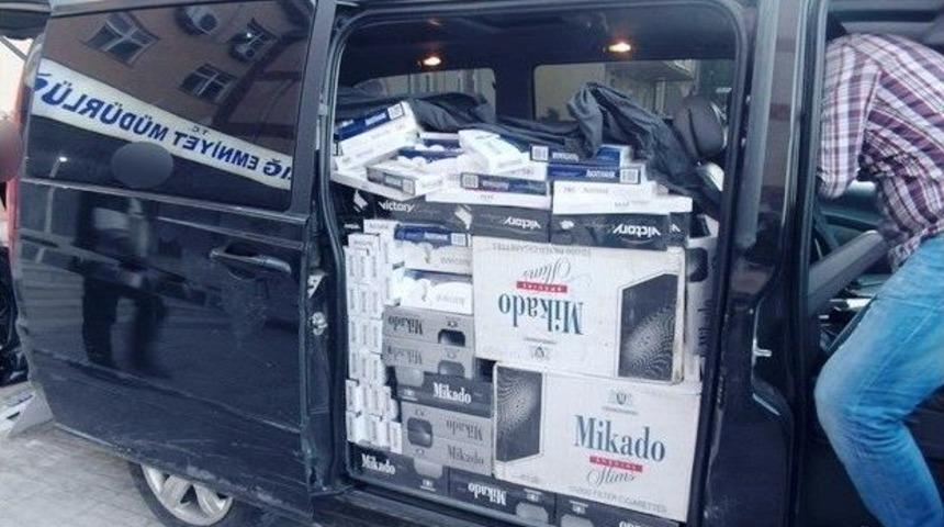 Elazığ&rsquo;da Minib&uuml;s Dolusu Ka&ccedil;ak Sigara Ele Ge&ccedil;irildi