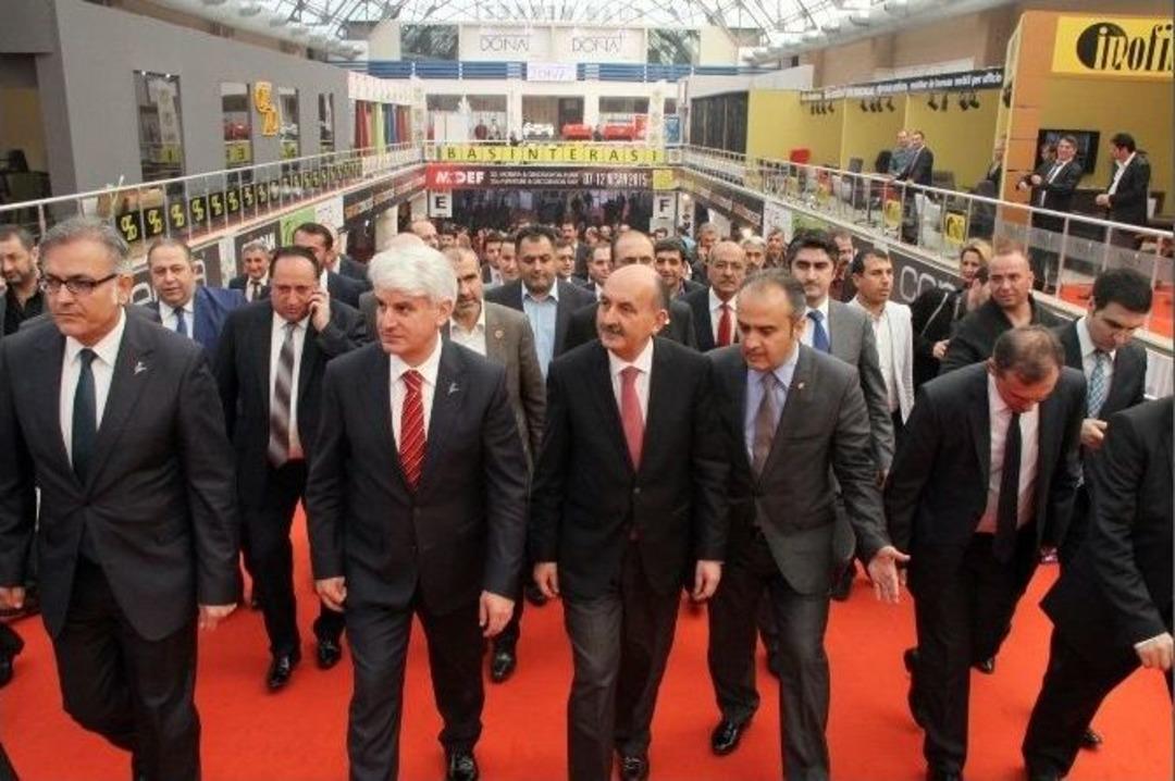 Sağlık Bakanı Mehmet M&uuml;ezzinoğlu: