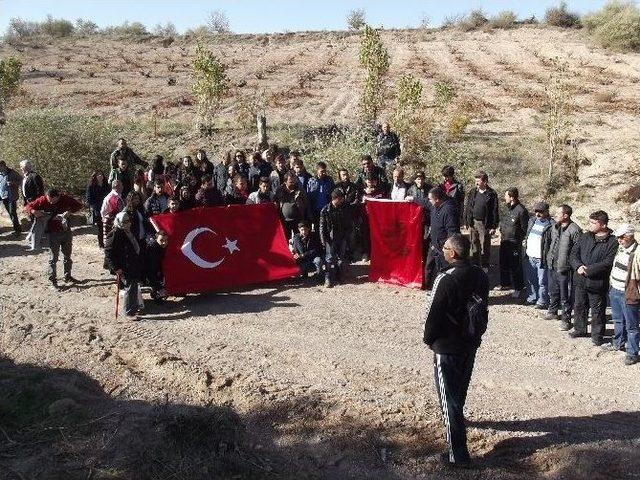 Türk Ocağı Tarafından “ata’ya Saygı Yürüyüşü” Gerçekleştirildi