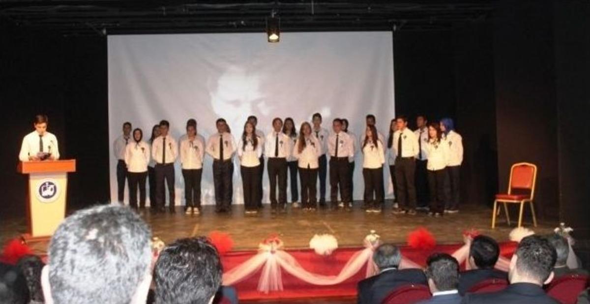 Van&rsquo;da 10 Kasım Atat&uuml;rk&rsquo;&uuml; Anma T&ouml;reni