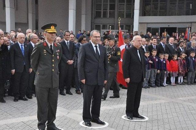 Atatürk Ebediyete İntikalinin 76. Yıldönümünde Anıldı