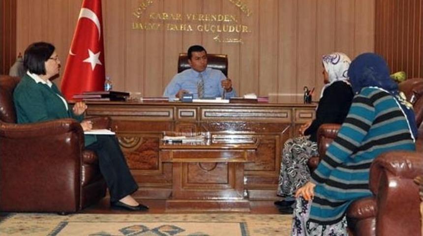 &Ccedil;ekerek Kaymakamlığı &ldquo;halk G&uuml;n&uuml;&rdquo; Uygulaması Başlattı