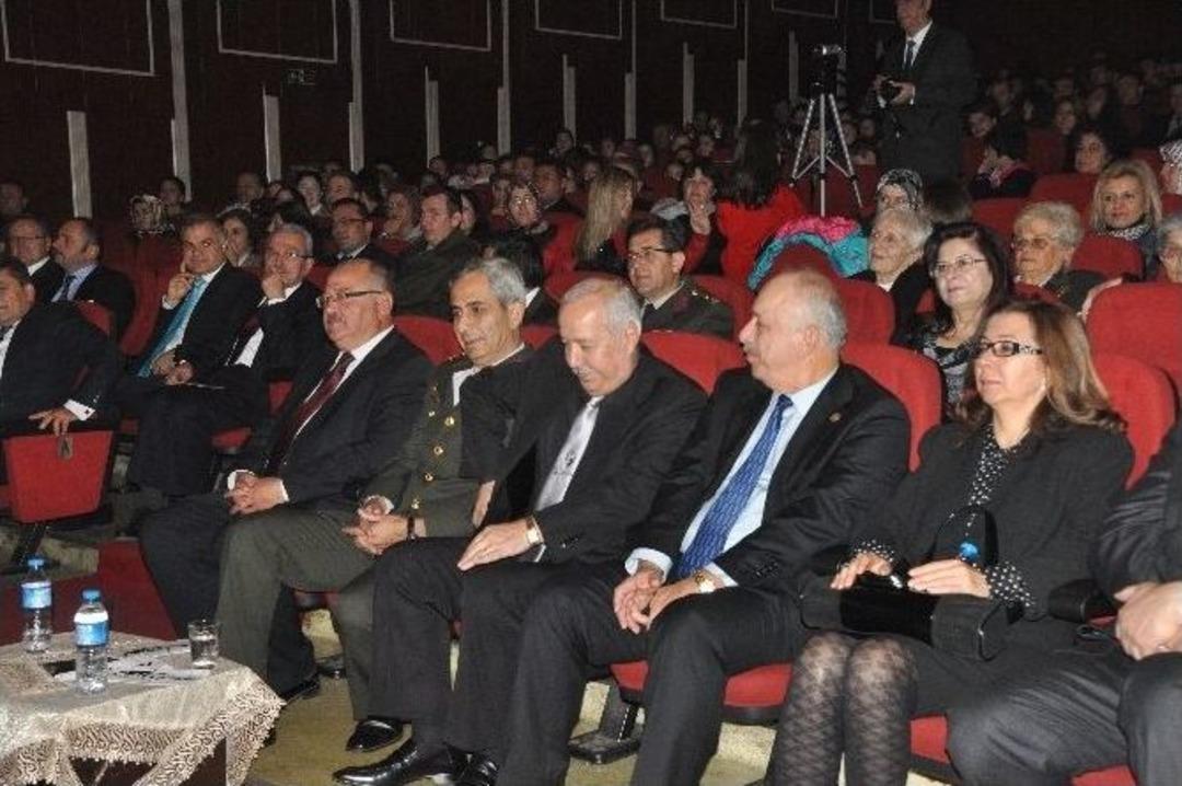 Akm&rsquo;de Atat&uuml;rk Oratoryosu Ger&ccedil;ekleştirildi