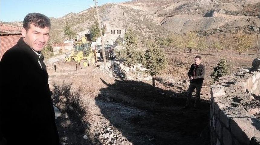 &Ccedil;ekerek Belediyesi Mesire Alanında D&uuml;zenleme &Ccedil;alışması Başlattı