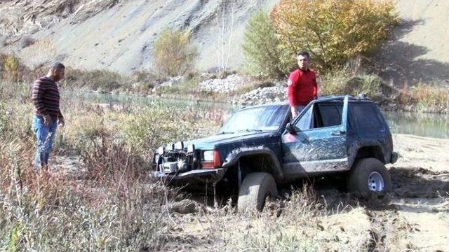 Off-road Tutkunlarının Zorlu Tatbikatı