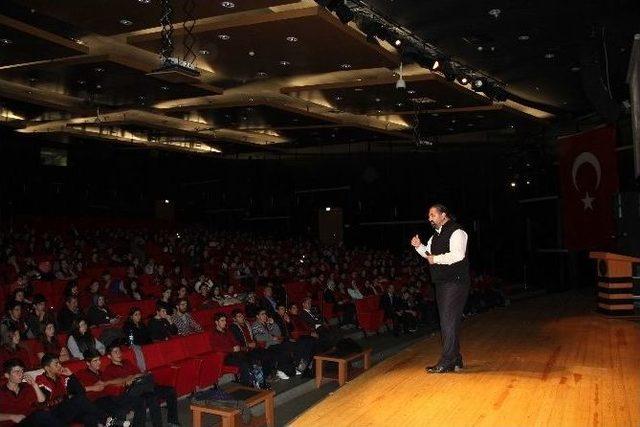 Çanakkale Ruhu Konulu Konferanslar Devam Ediyor 2