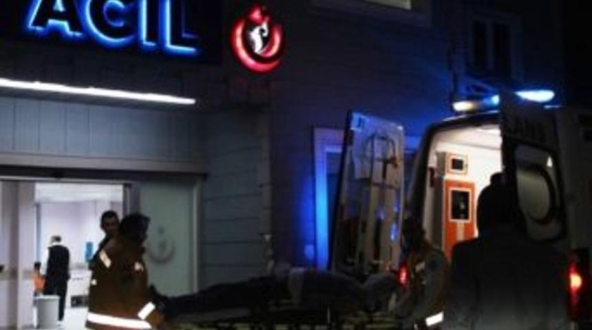 M&uuml;zikholden &Ccedil;ıkan İki Kişi T&uuml;fekle Vuruldu