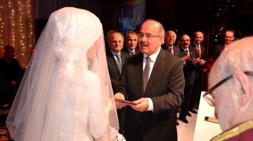 Kongre Gibi Aşiret D&uuml;ğ&uuml;n&uuml;