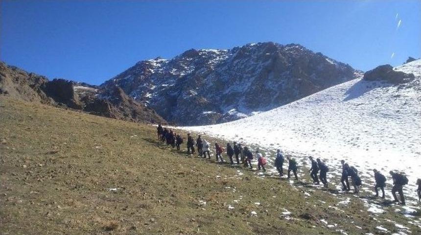 3. Miyazaki Erek Dağı Tırmanışı