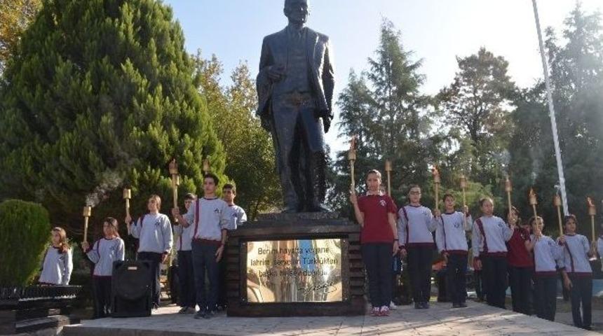 Ceyhan&rsquo;da Atat&uuml;rk&rsquo;&uuml; Anma T&ouml;reni