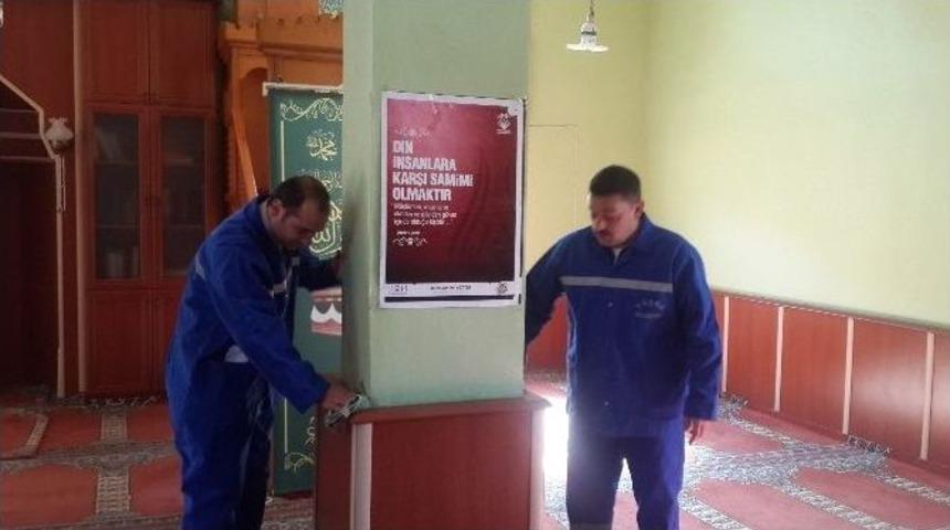 Tuşba&rsquo;da Cami Ve Okul Temizliği