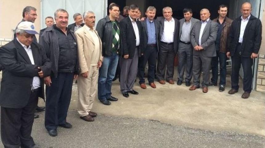 Saruhanlı İl&ccedil;esinde Aşure Dağıtıldı