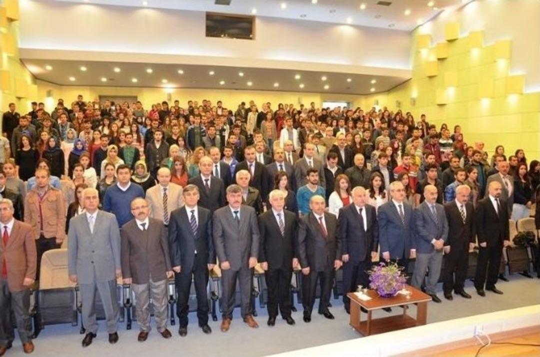 Harran &Uuml;niversitesi&rsquo;nde 10 Kasım Anma T&ouml;reni