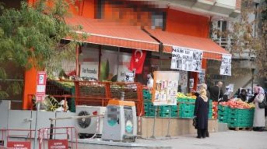 Marketten Silah Zoruyla 6 Bin Lira Gasp Edildi