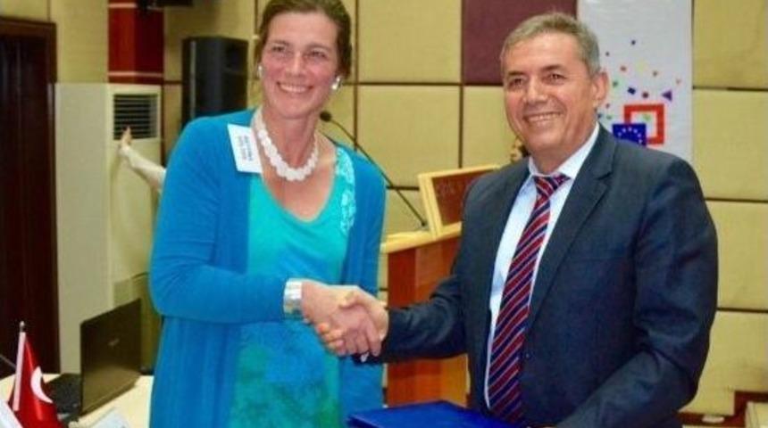 A&uuml;&rsquo;de D&uuml;zenlenen 3. T&uuml;rk-alman Bilimsel İşbirliği Forumu Sona Erdi