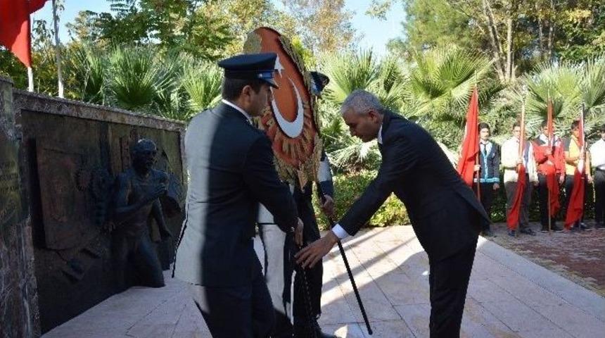 Kahta İl&ccedil;esinde 10 Kasım T&ouml;reni