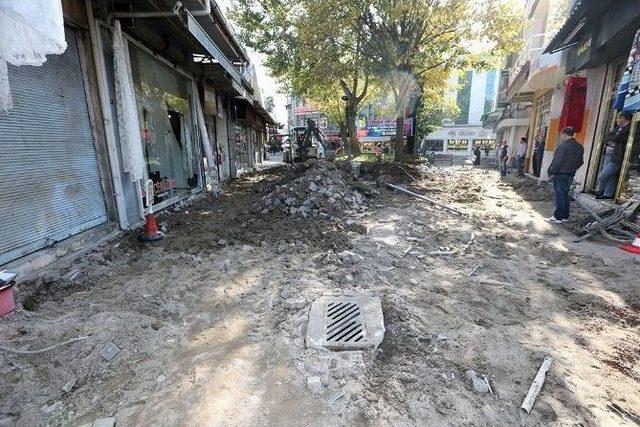 Aynalı Kavak &Ccedil;arşısı Yenileniyor 1