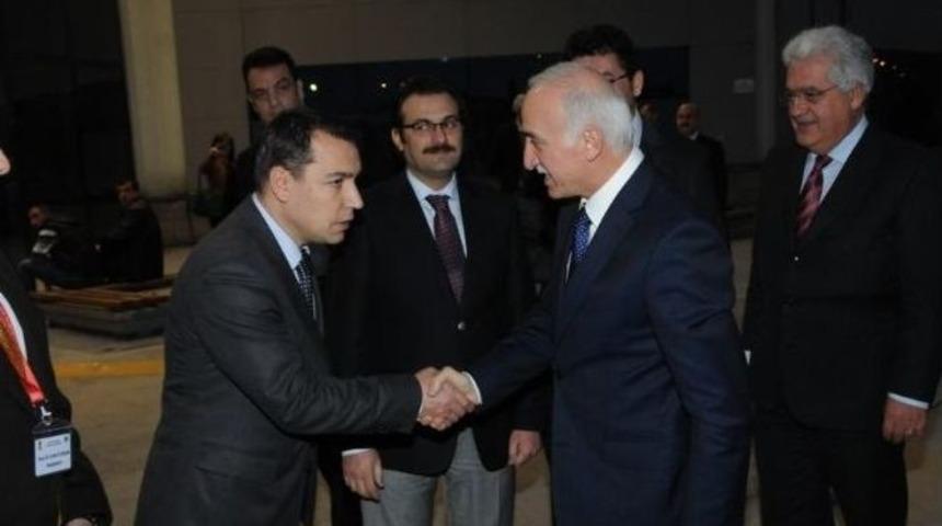 Vali Şahin Eğitim Ve Araştırma Hastanesi&rsquo;ni Ziyaret Etti