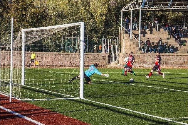 Ahlat Spor&rsquo;dan Farklı Galbiyet 2