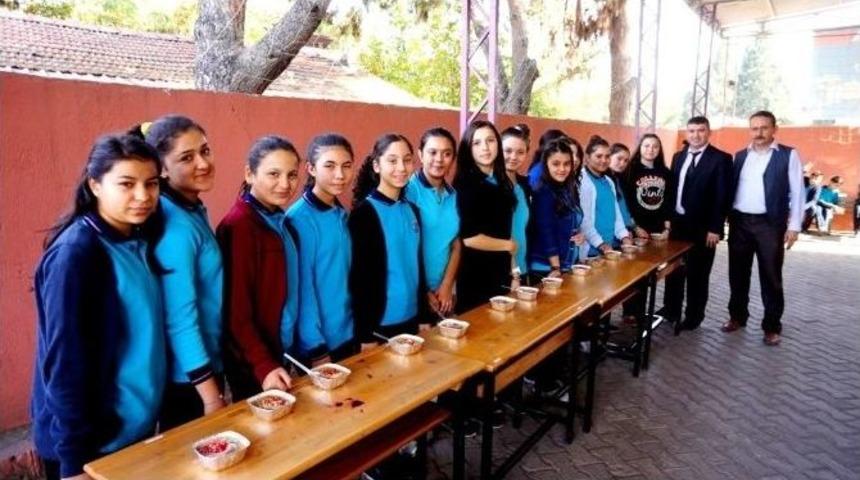 Sarıg&ouml;l Anadolu Sağlık Meslek Lisesi&rsquo;nde Aşure G&uuml;n&uuml;