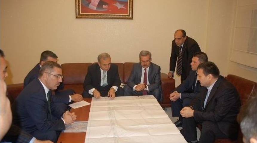 Dev Yatırımın Kavşak Projesi &Ccedil;elikcan&rsquo;dan