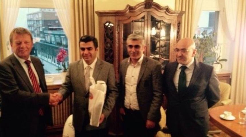 Vali D&uuml;zg&uuml;n, Erciyes&rsquo;in Tanıtımı İ&ccedil;in Almanya&rsquo;da Temaslarda Bulundu