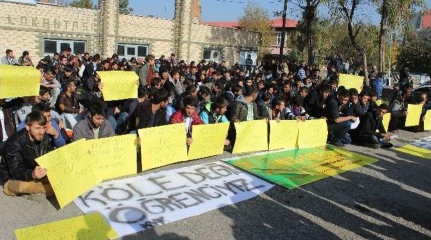 Mş&uuml; &Ouml;ğrencilerinden Ulaşım Eylemi