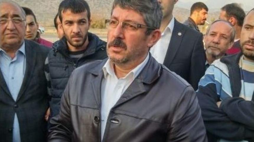 İşten &Ccedil;ıkarılan 23 İş&ccedil;i İ&ccedil;in Fabrika &Ouml;n&uuml;nde Bir Basın A&ccedil;ıklaması Yapıldı