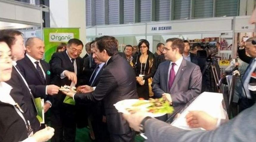 T&uuml;rk Su &Uuml;r&uuml;nleri Kazak Pararına A&ccedil;ıldı