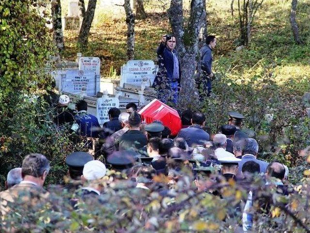 Kore Gazisi Son Yolculuğuna Uğurlandı