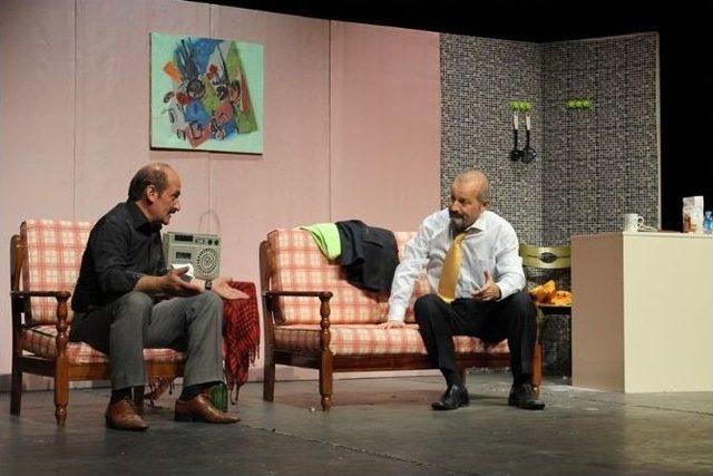 Madde Bağımlılığına Karşı Gen&ccedil;leri Tiyatro G&ouml;sterisiyle Bilin&ccedil;lendirdiler 1