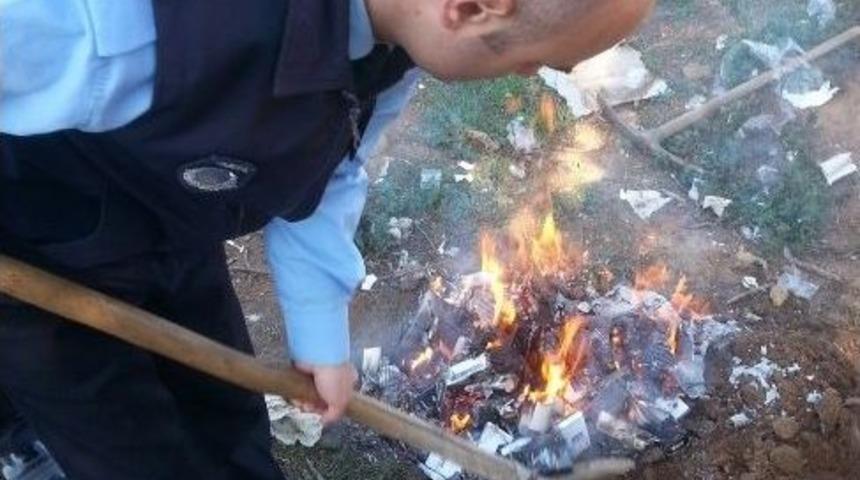 Kartal&rsquo;da 23 Karton Ka&ccedil;ak Sigara İmha Edildi