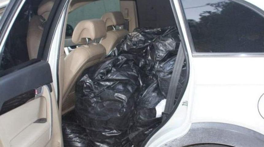 Otomobilde 173,8 Kilo Esrar Ele Ge&ccedil;irildi