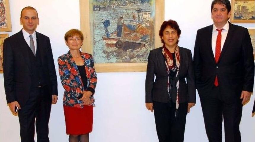 Necla &Ccedil;ankaya, Gaziantep&rsquo;te Sergi A&ccedil;tı