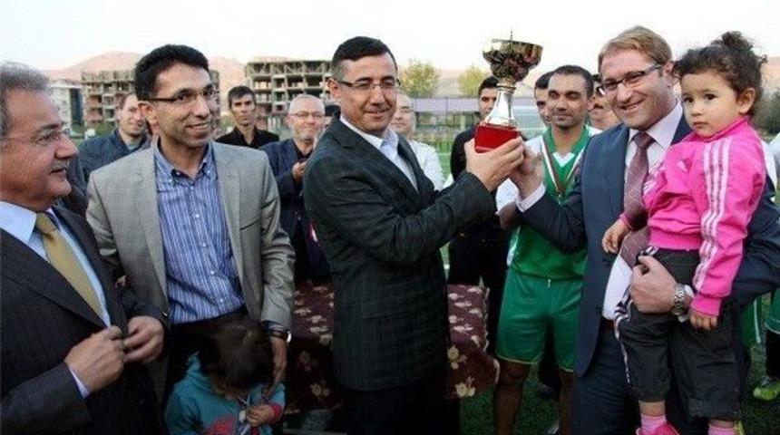 Darende&rsquo;de Futbol Turnuvası Sona Erdi