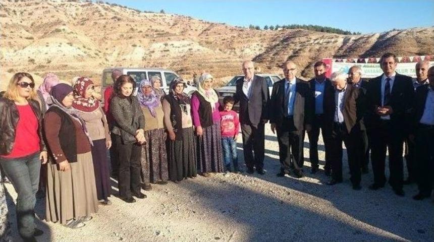 Kutlu&rsquo;dan,&ldquo;kırsaldaki Kadına Kazan&ccedil; Kapısına&rdquo; Destek