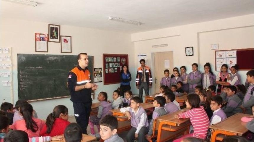 Afad, Hasan S&uuml;nn&uuml;oğlu Ortaokulu&rsquo;nda Deprem Tatbikatı