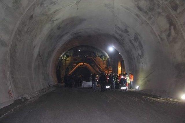 Ovit Tüneli İnşaatına İş Güvenliği Tedbirleri Kapsamında Ara Verildi
