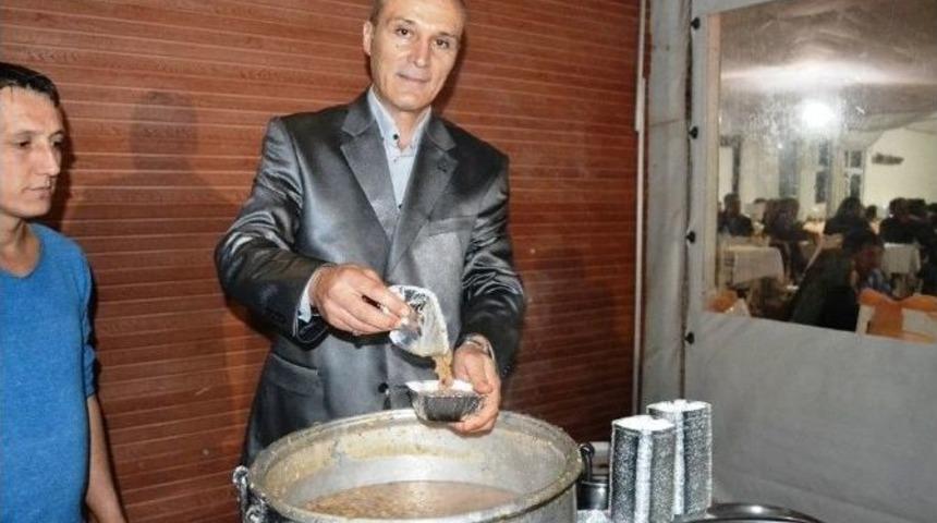 Ayvalık&rsquo;ta İvrindililerden Aşure Gecesi