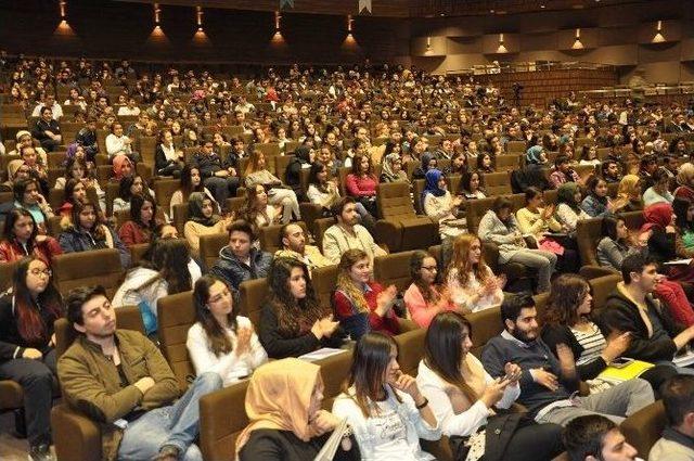 Hkü’deyaşanabilir Bir Dünya İçin El Ele Konferansı