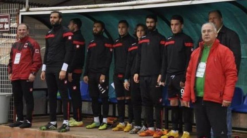 &Uuml;mit Turmuş &ldquo; Defans&rdquo;a Odaklandı