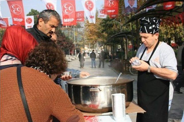 Mhp’den Aşure Etkinliği