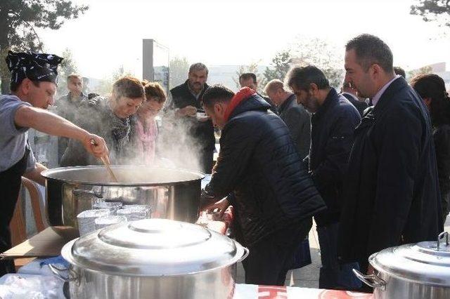 Mhp’den Aşure Etkinliği