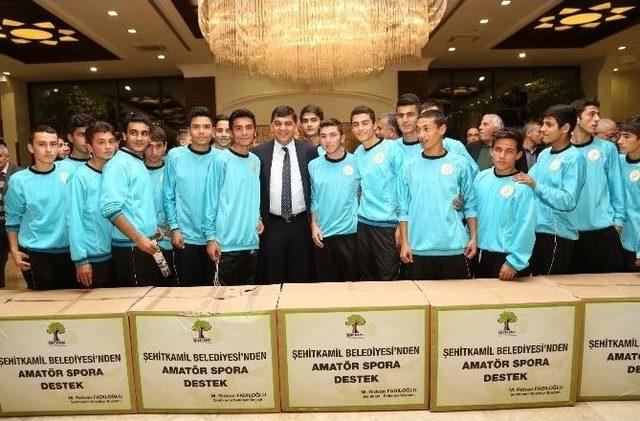Şehitkamil’den Amatör Spor Kulüplerine Büyük Destek 1