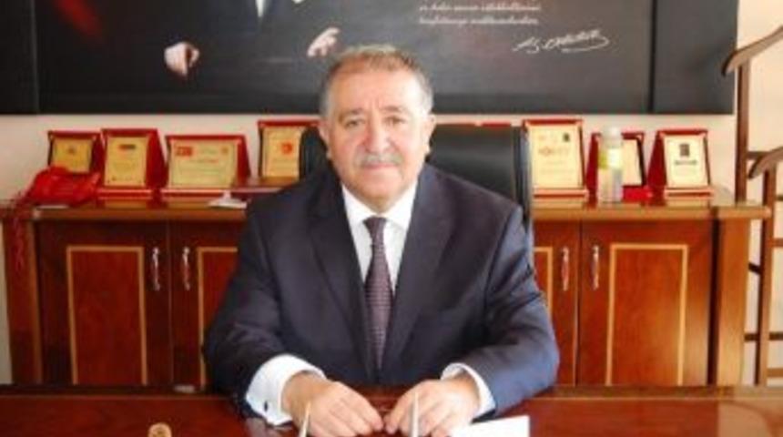 Milli Eğitim M&uuml;d&uuml;r&uuml; &Ouml;zkan&rsquo;dan Eğitim &Ouml;ğretim Mesajı