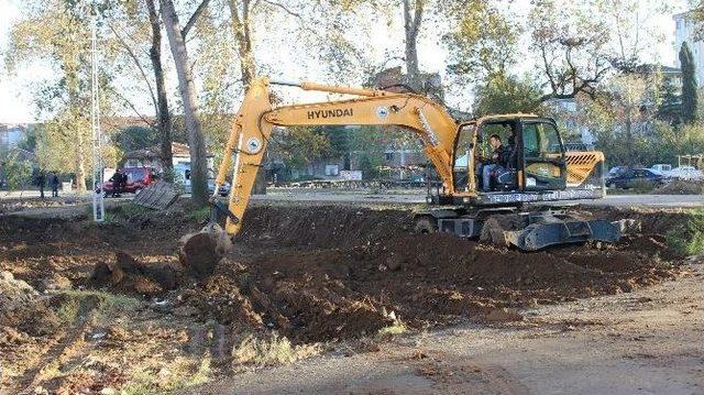 Tekkeköy’de Yol Açma Çalışması