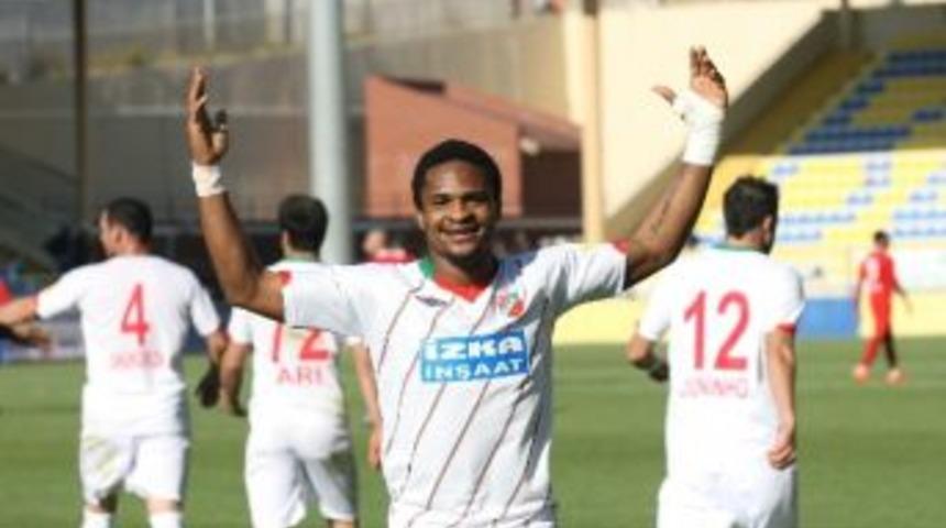 Karşıyaka&rsquo;da Herkes Gol Atıyor